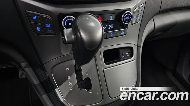 Hyundai Starex 2018 thumb 9