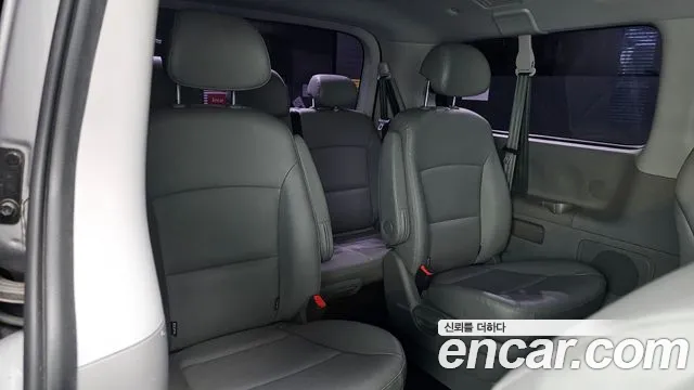 Hyundai Starex 2018 thumb 11