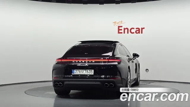 Porsche Panamera 2024 thumb 4