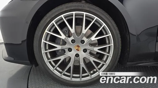 Porsche Panamera 2024 thumb 5
