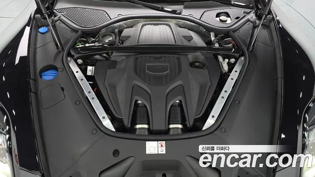 Porsche Panamera 2024 thumb 6