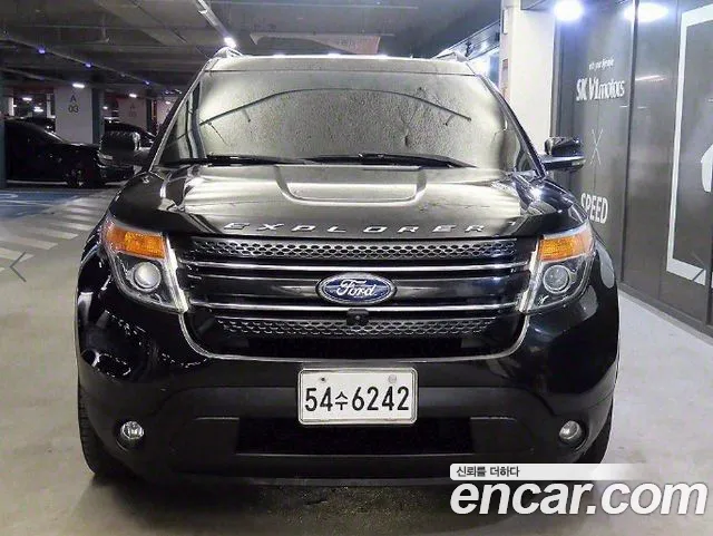Ford Explorer 2012 thumb 2