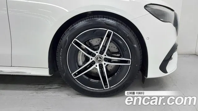 Mercedes-Benz E-Класс 2026 thumb 5