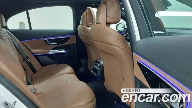 Mercedes-Benz E-Класс 2026 thumb 10
