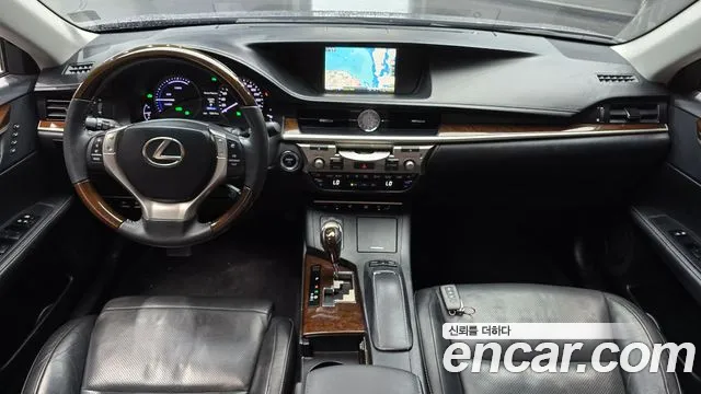 Lexus ES 2014 thumb 7