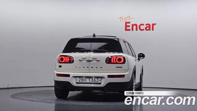 MINI Clubman 2019 thumb 4