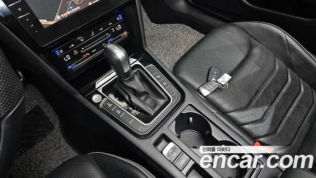 Volkswagen Arteon 2023 thumb 9
