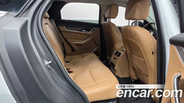 Jaguar F-Pace 2021 thumb 11
