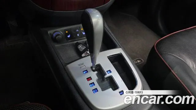 Hyundai Santa Fe 2007 thumb 9
