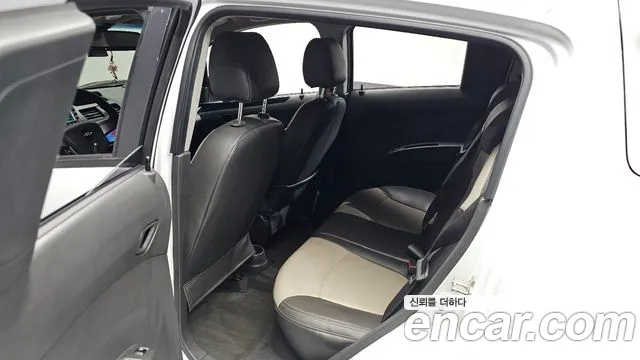 ChevroletGMDaewoo Spark 2012 thumb 11