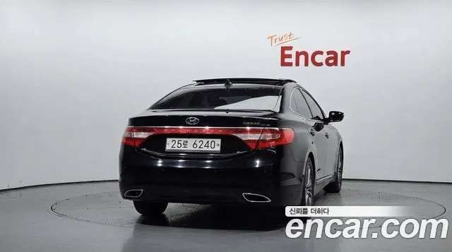 Hyundai Grandeur 2013 thumb 4