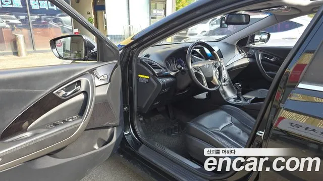 Hyundai Grandeur 2013 thumb 10