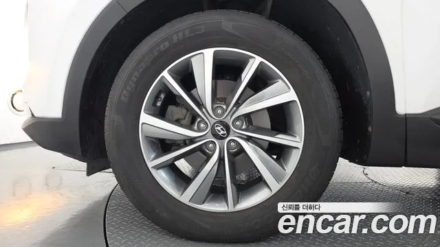 Hyundai Santa Fe 2018 thumb 5
