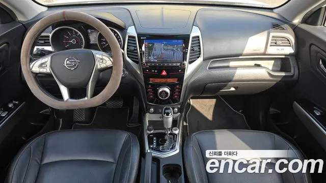 KG_Mobility_Ssangyong TIBOLI 2015 thumb 7