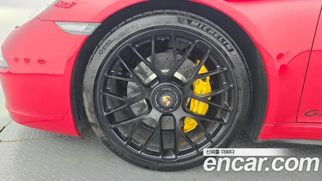 Porsche 911 2015 thumb 5