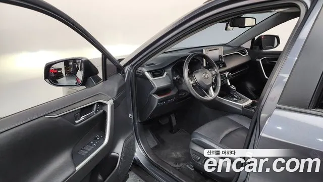Toyota RAV4 2021 thumb 10