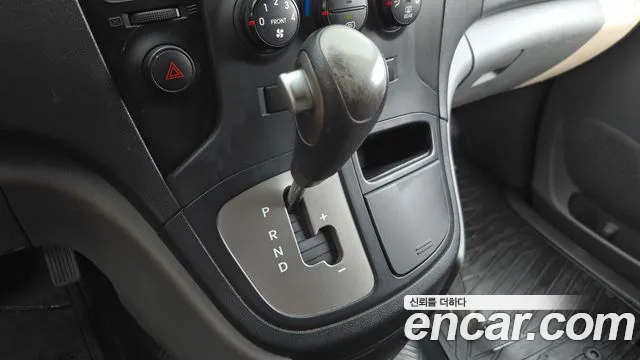 Hyundai Starex 2012 thumb 9