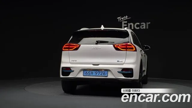 Kia Niro 2021 thumb 4