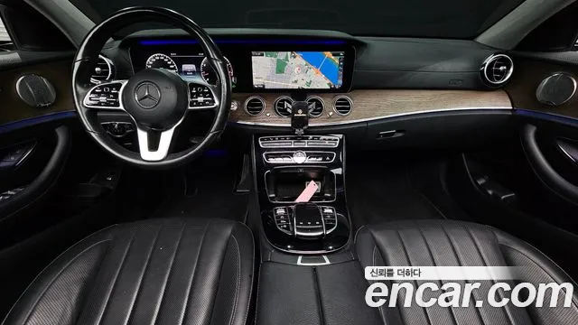 Mercedes-Benz E-Класс 2018 thumb 7