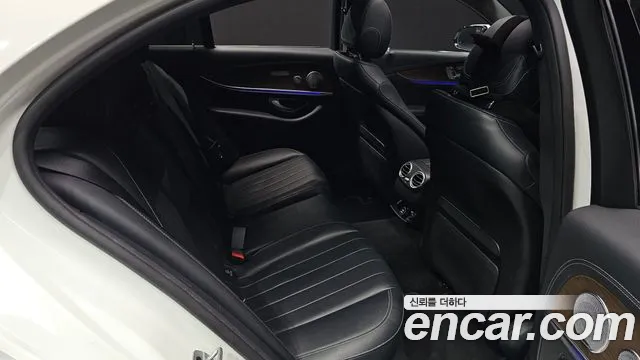 Mercedes-Benz E-Класс 2018 thumb 11