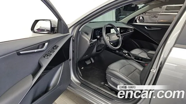 Kia Niro 2023 thumb 10