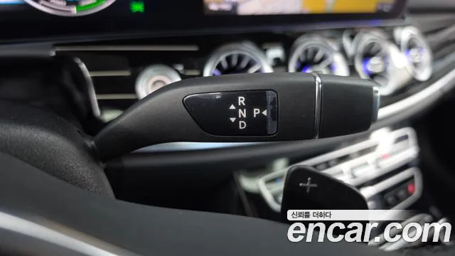 Mercedes-Benz CLS-Class 2019 thumb 9
