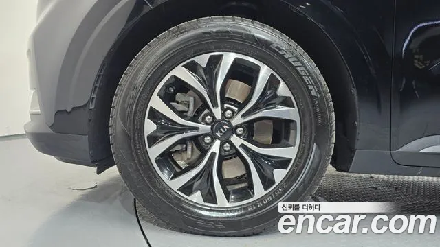 Kia Carnival 2020 thumb 4