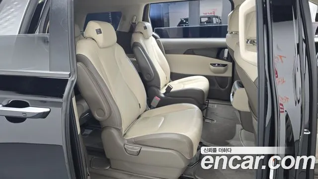 Kia Carnival 2020 thumb 10