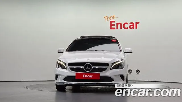 Mercedes-Benz CLA 2018 thumb 3