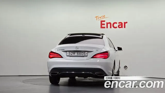 Mercedes-Benz CLA 2018 thumb 4