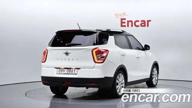 KG_Mobility_Ssangyong TIBOLI 2016 thumb 2