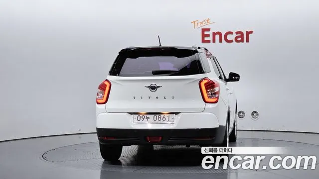 KG_Mobility_Ssangyong TIBOLI 2016 thumb 4