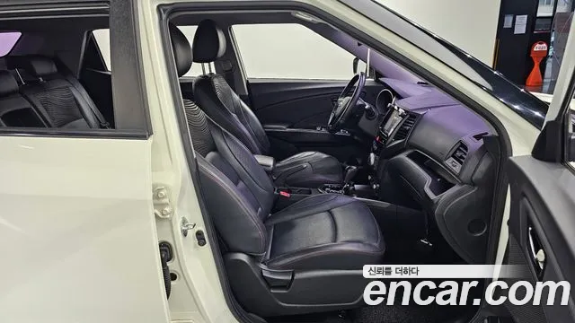 KG_Mobility_Ssangyong TIBOLI 2016 thumb 11