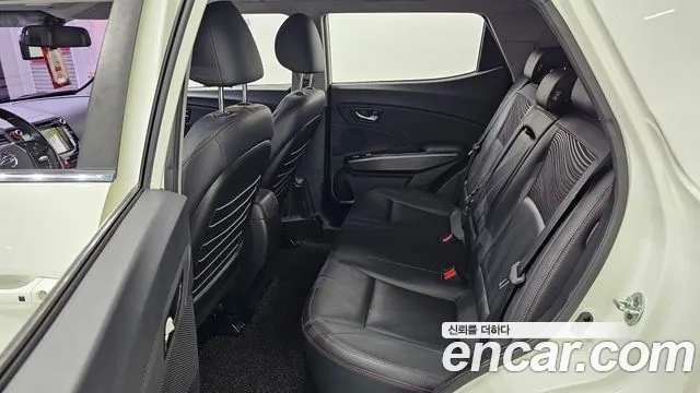 KG_Mobility_Ssangyong TIBOLI 2016 thumb 12