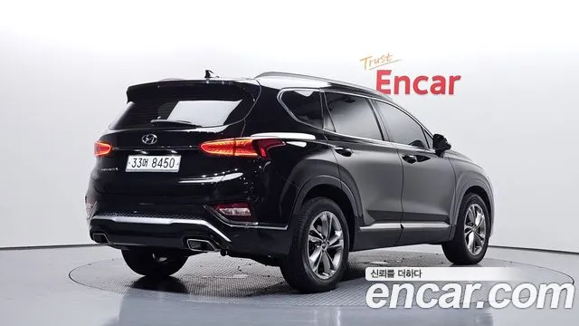 Hyundai Santa Fe 2019 thumb 2