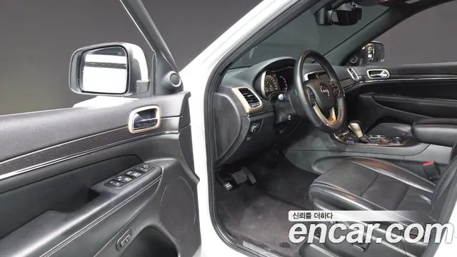 Jeep Cherokee 2017 thumb 10