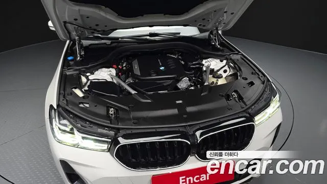 BMW Gran Turismo 2023 thumb 5