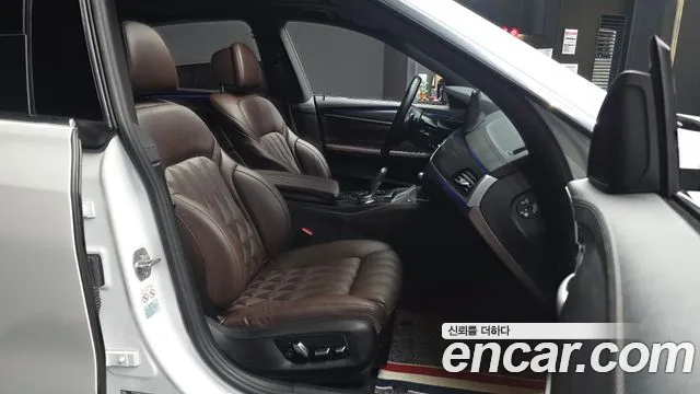 BMW Gran Turismo 2023 thumb 10
