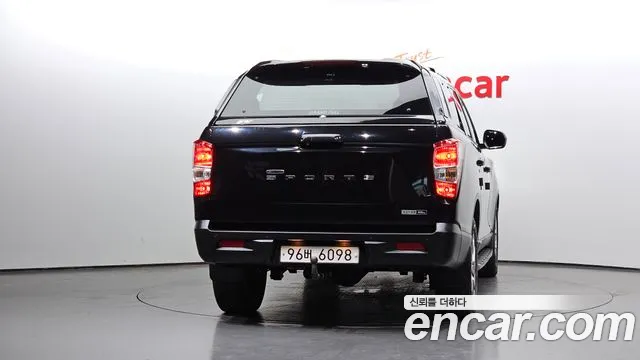 KG_Mobility_Ssangyong Rexton 2018 thumb 4