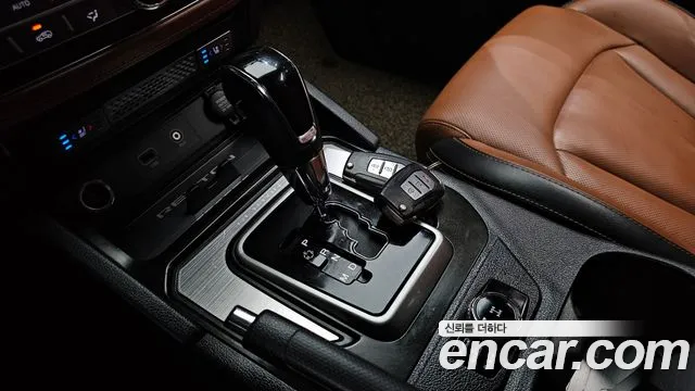 KG_Mobility_Ssangyong Rexton 2018 thumb 9