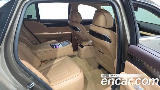 Genesis G90 2022 thumb 12