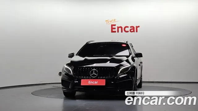 Mercedes-Benz GLA 2016 thumb 3