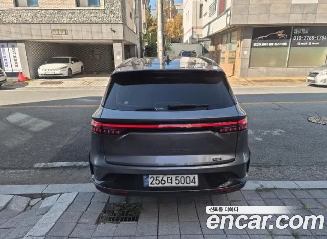 Renault-KoreaSamsung Koleos 2024 thumb 2