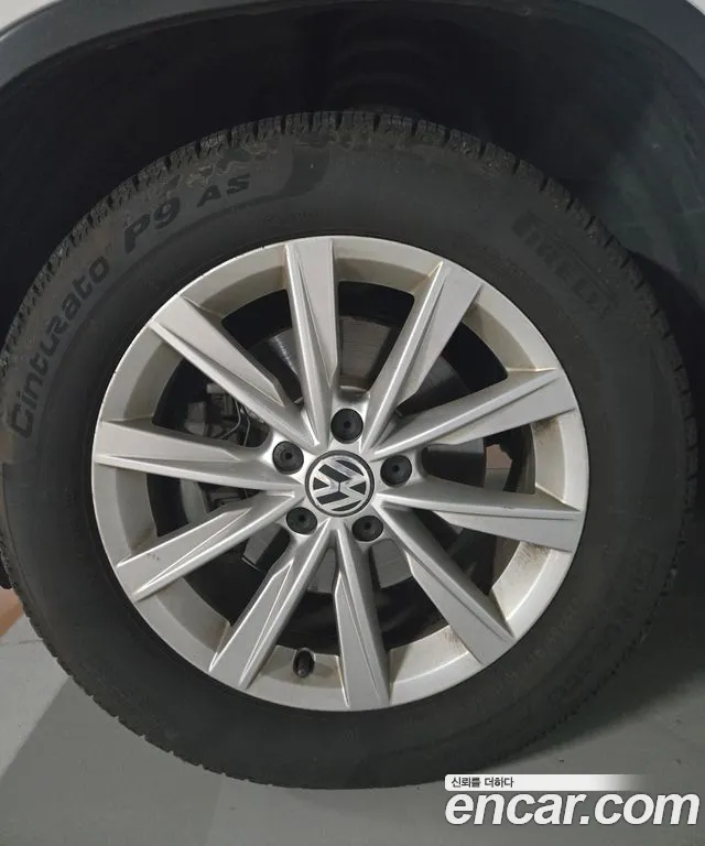 Volkswagen Tiguan 2013 thumb 5