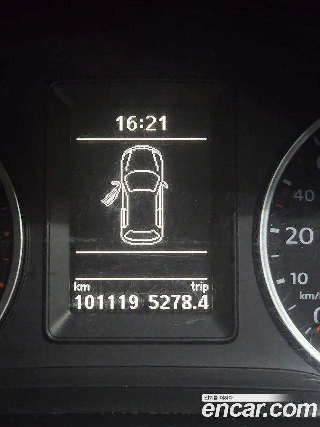 Volkswagen Tiguan 2013 thumb 8