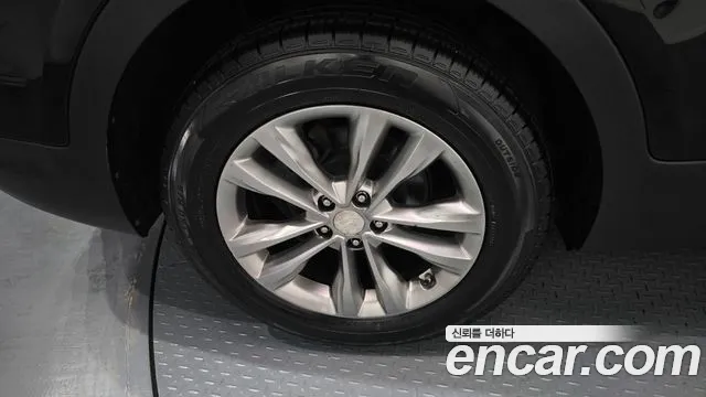 Hyundai Santa Fe 2017 thumb 5