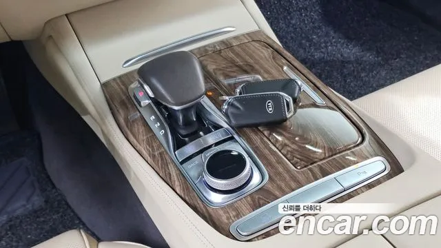 Kia K9 2018 thumb 9