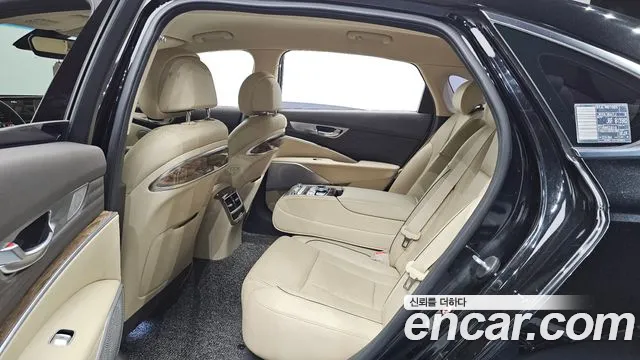 Kia K9 2018 thumb 12