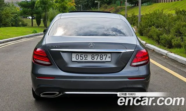 Mercedes-Benz E-Класс 2019 thumb 4