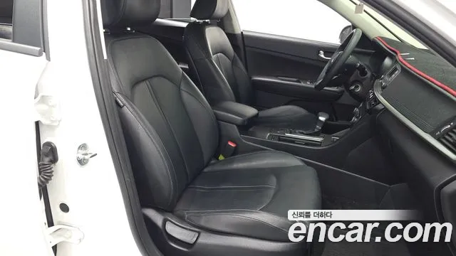 Kia K5 2019 thumb 11